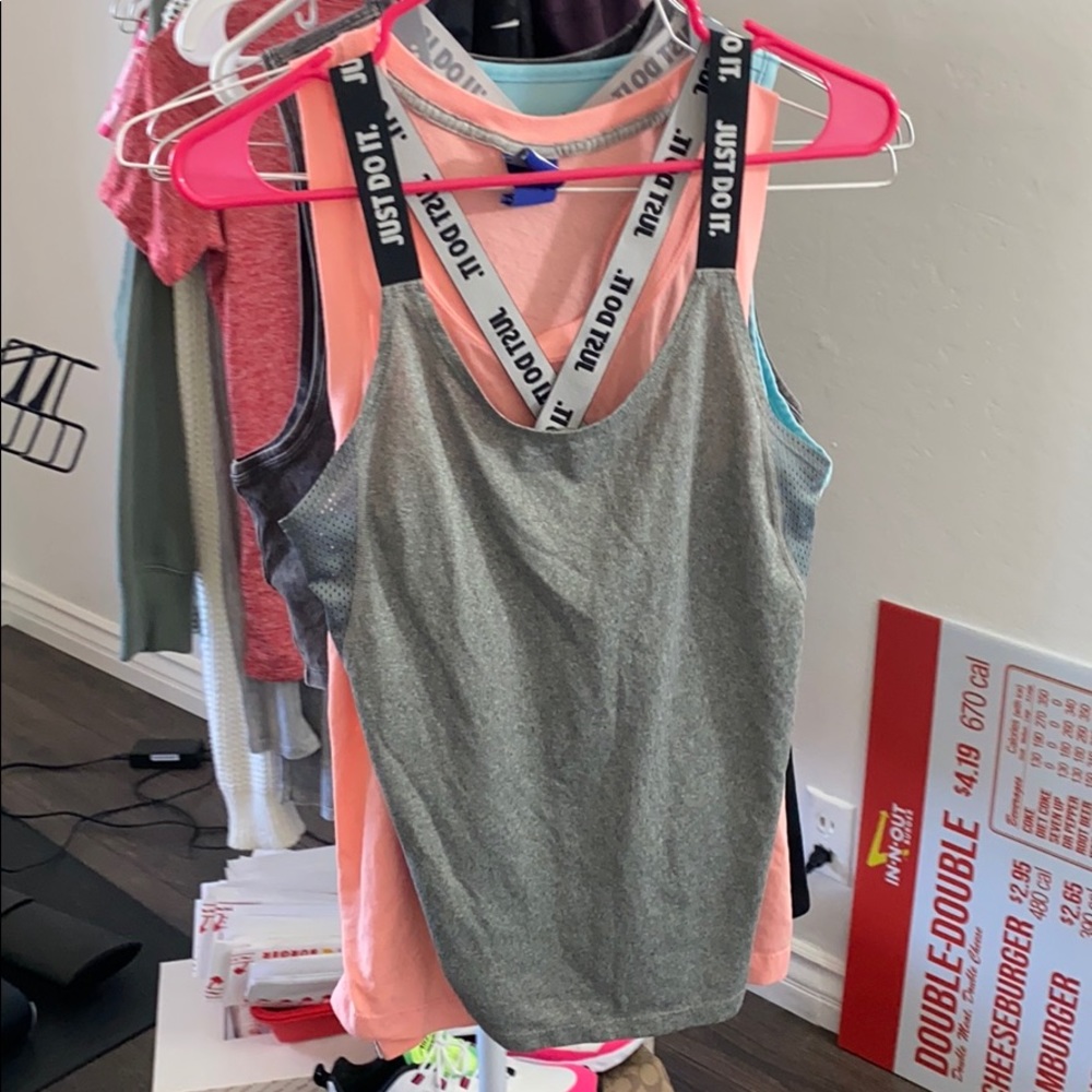 Nike tank